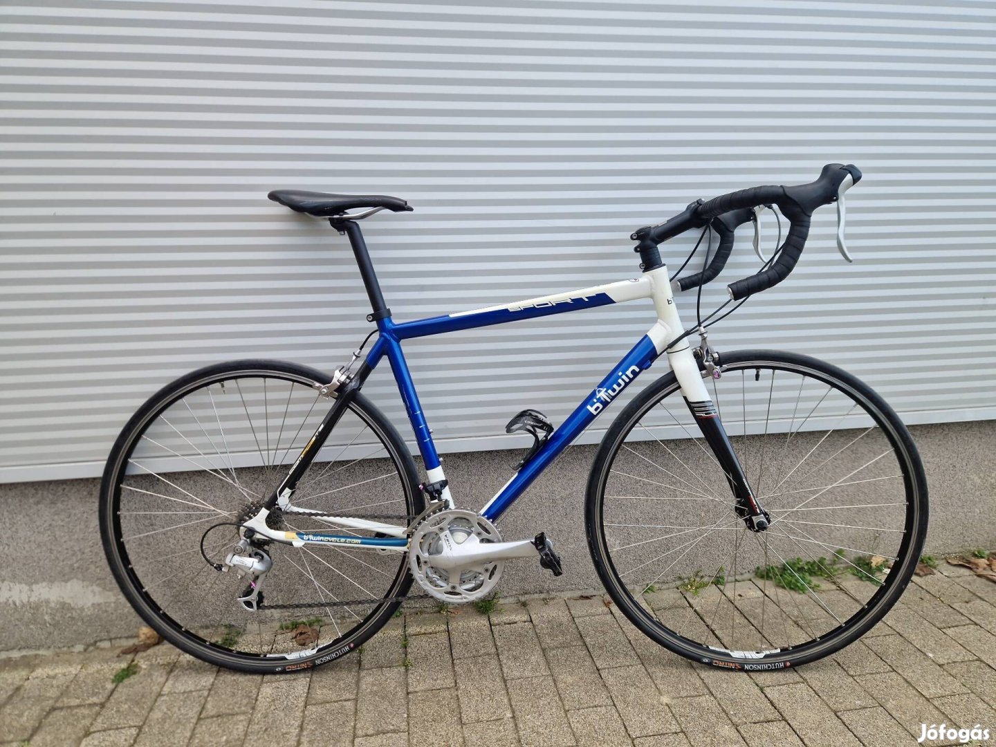 Alu-karbon Btwin Sport 2 országúti szép állapotban ajándék