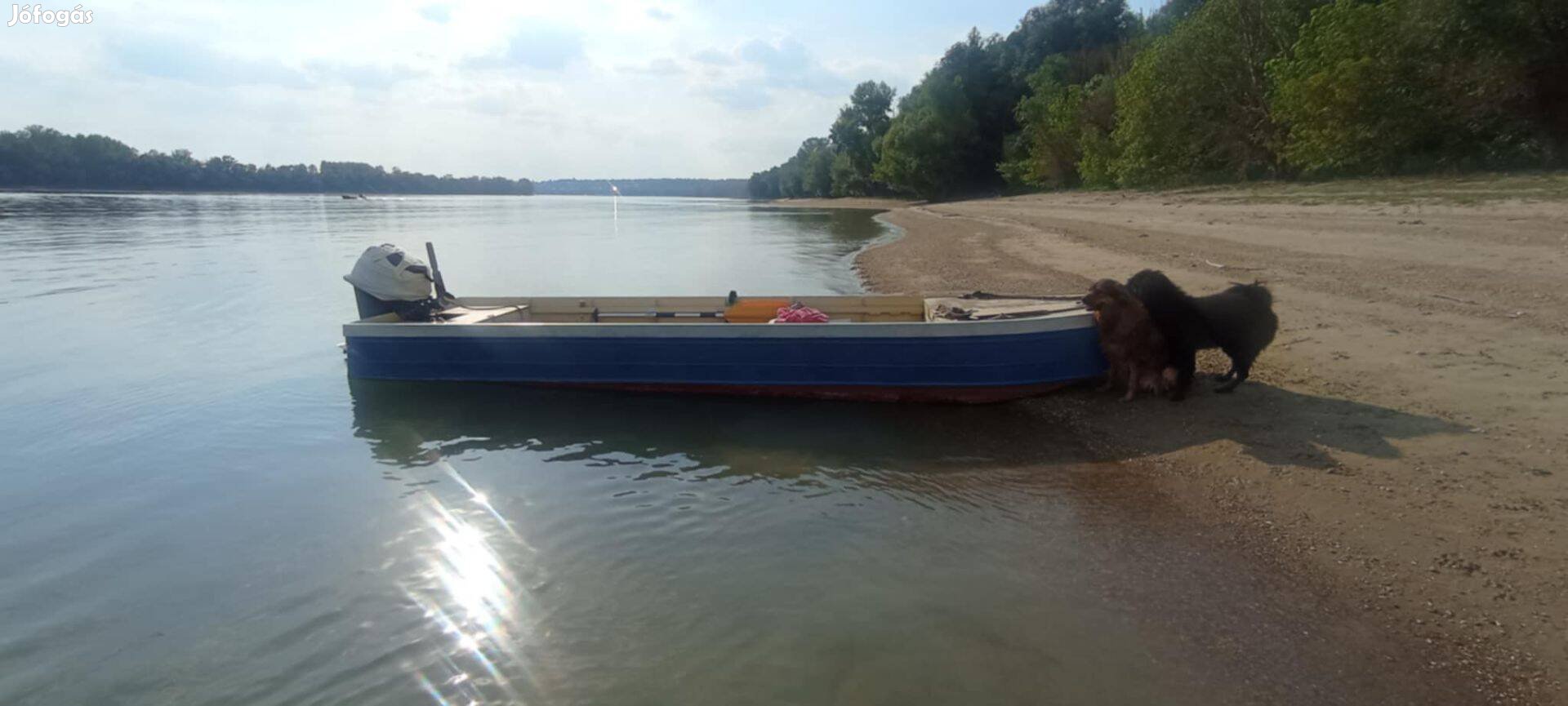 Alucsónak Pakson eladó