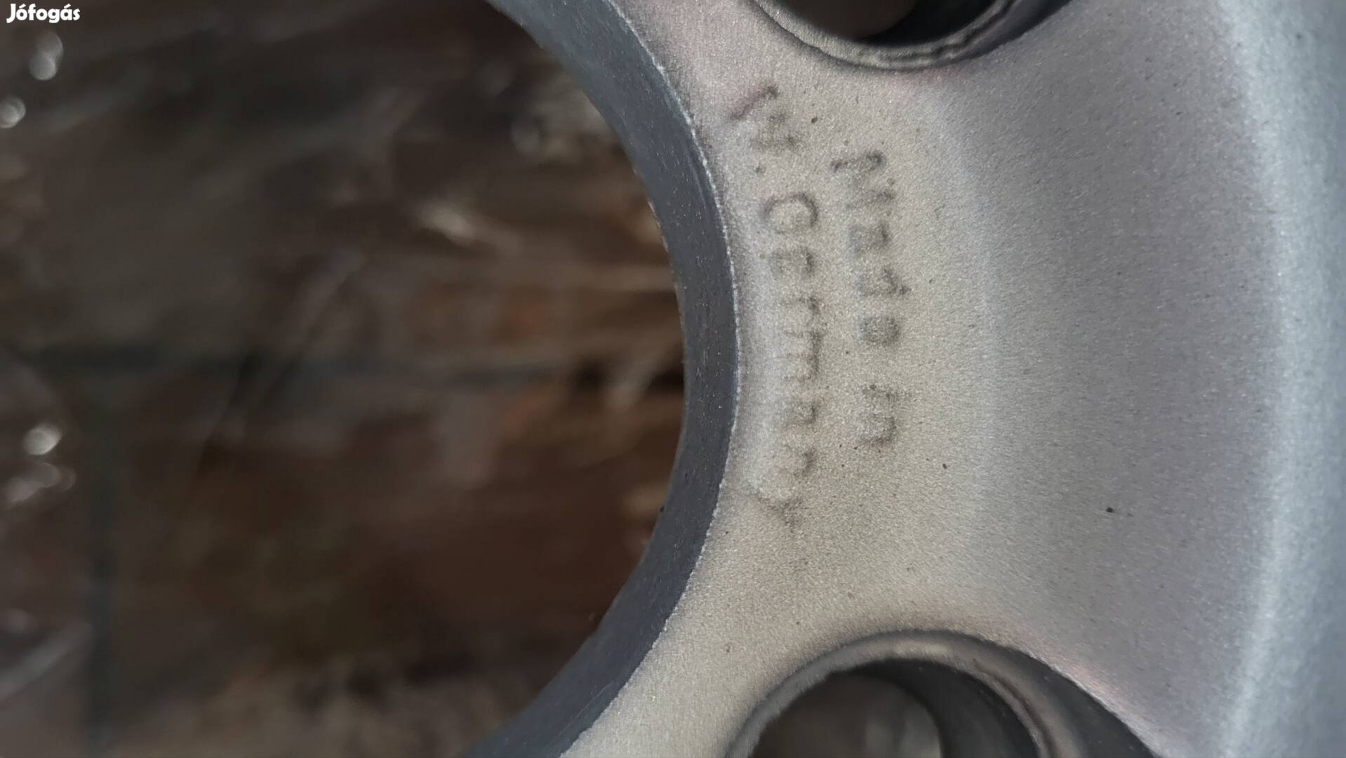 Aluett 15 colos felni szett eladó. 5X108 Mercedesre. 