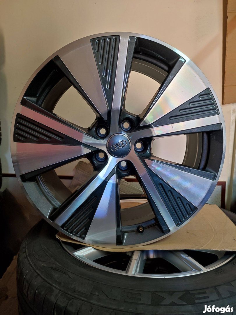Alufelni 5x112 Audi gyári újszerű garnitúra 19"méretben!
