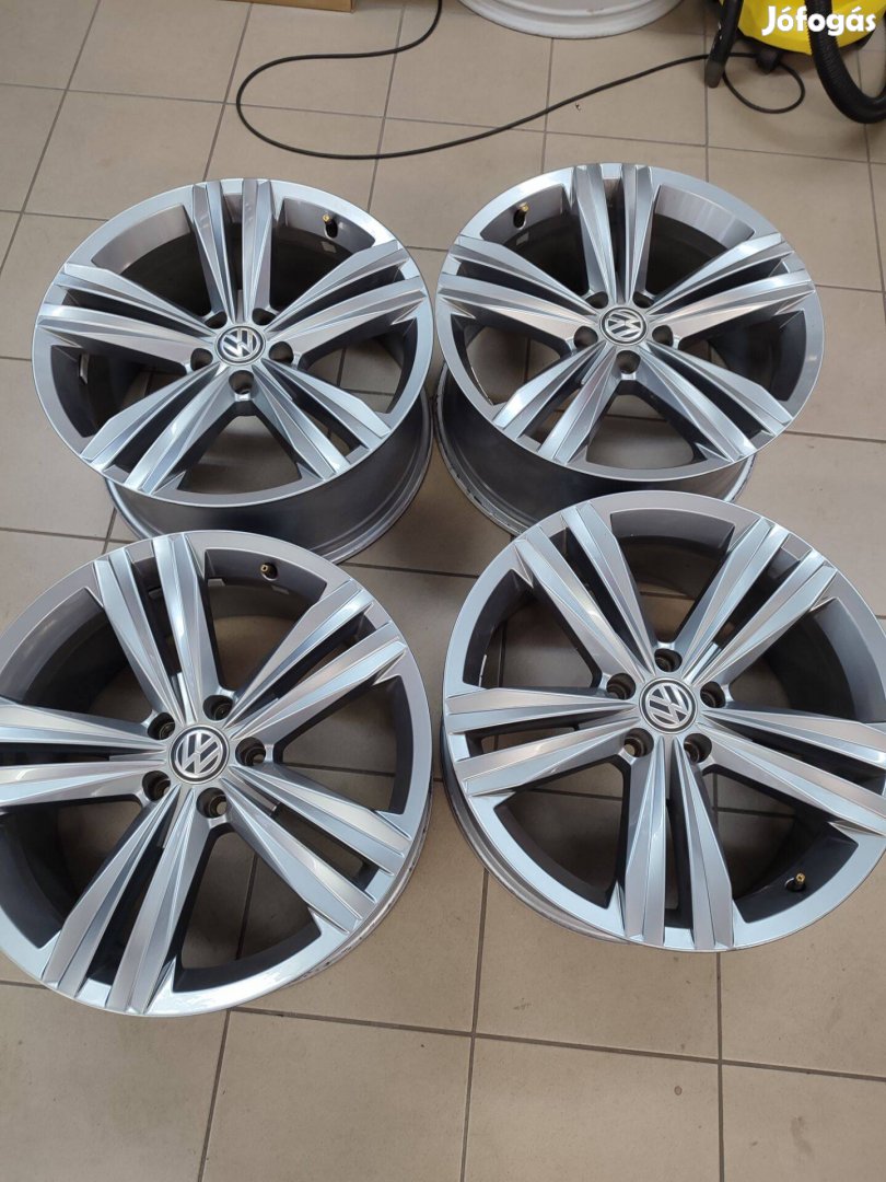 Alufelni 5x112 Volkswagen Arteon gyári 18"garnitúra!