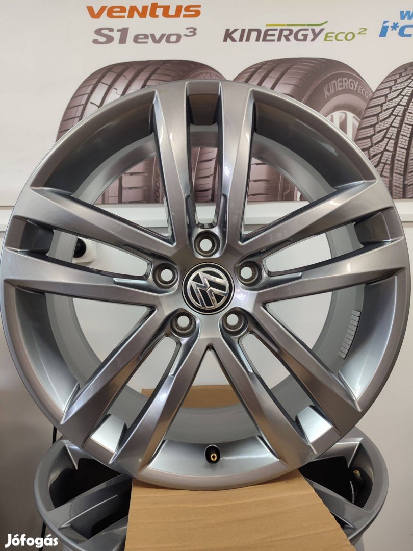 Alufelni 5x112 Volkswagen Golf gyári újszerű garnitúra 17"méretben!