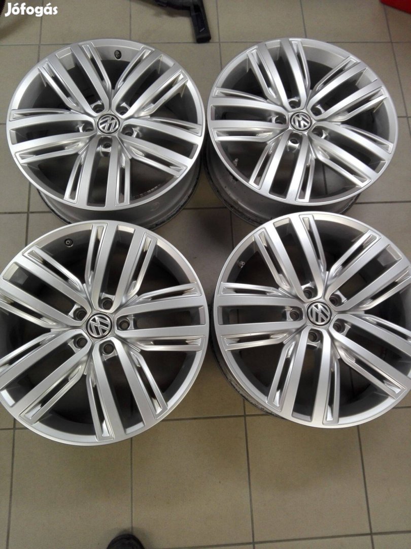 Alufelni 5x112 Volkswagen Tiguan gyári újszerű garnitúra 19"méretben!