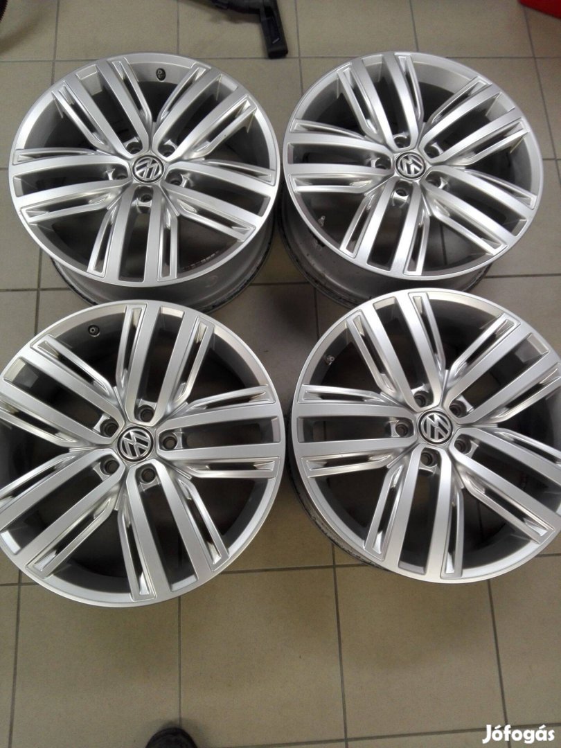 Alufelni 5x112 Volkswagen Tiguan gyári újszerű garnitúra 19"méretben!