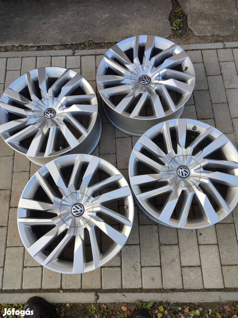 Alufelni 5x112 Volkswagen gyári újszerű garnitúra 19"