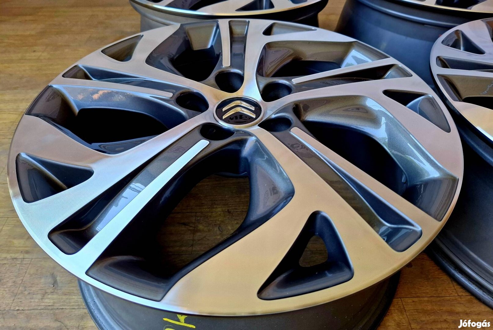 Alufelni Gyári Citroën C4 Picasso Spacetourer Berlingo 5x108 7x17 