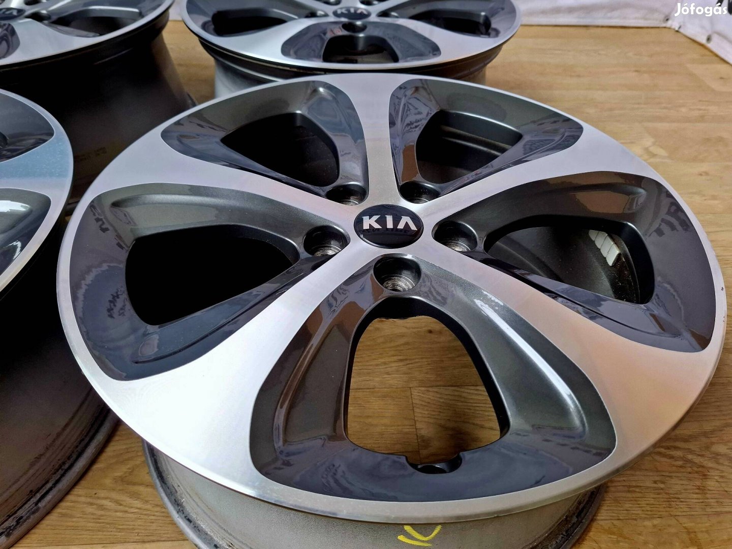 Alufelni Gyári Kia Hyundai 5x114.3 7.5x18