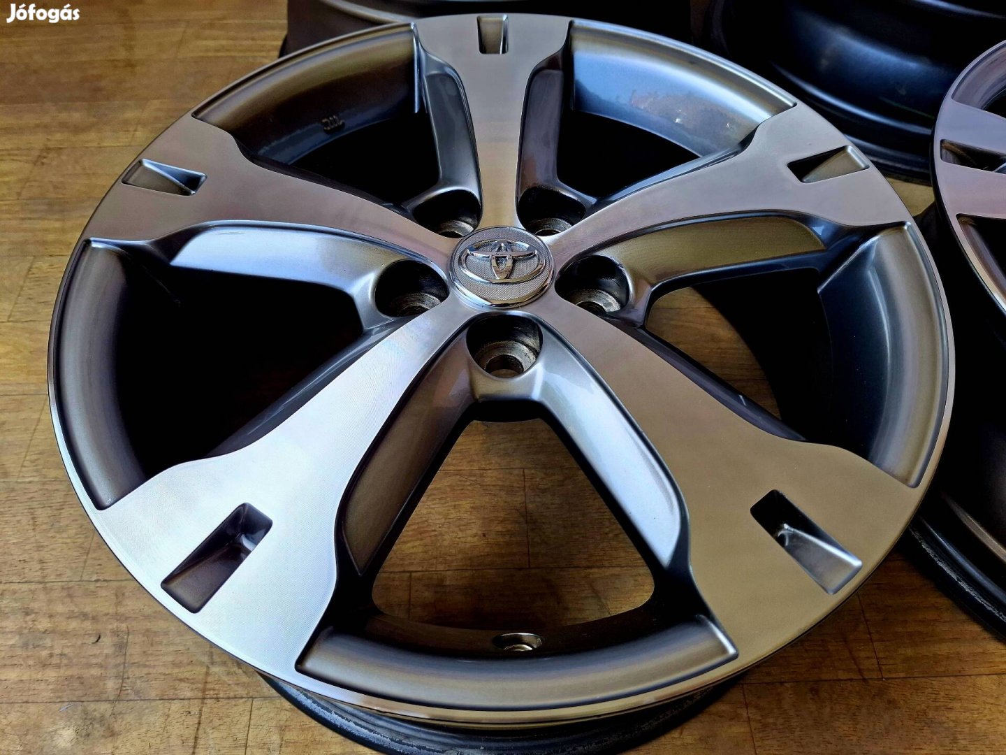Alufelni Gyári Toyota Urban Cruiser Avensis Prius stb 5x100 6x16 et39