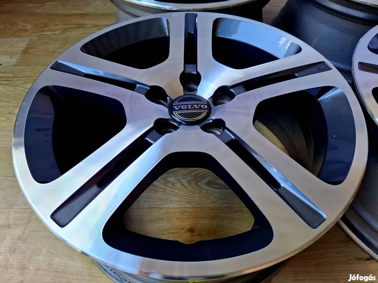 Alufelni Gyári Volvo Ford 5x108 7.5x17 et49