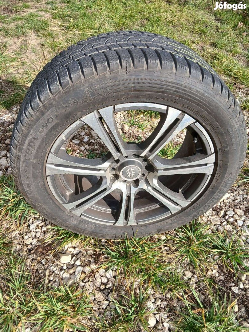 Alufelni Momo Corse R18, 4db, téli abroncsokkal