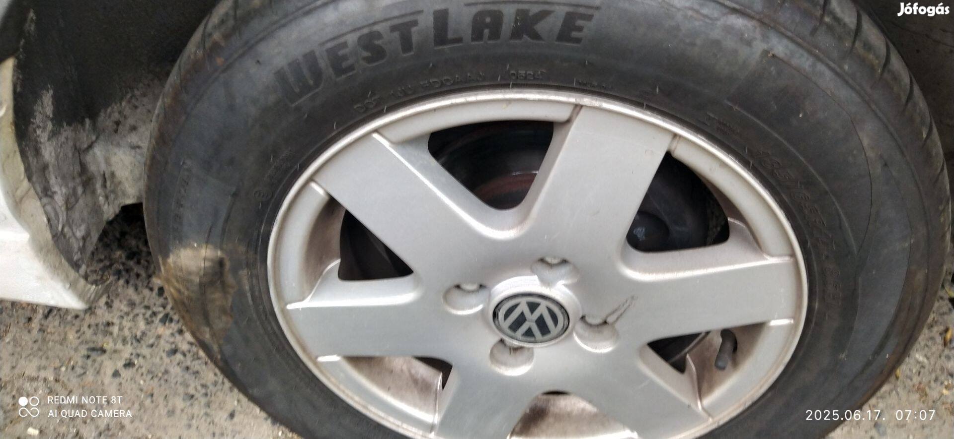 Alufelni Volkswagen R14 plusz újszerű nyári gumik számlával