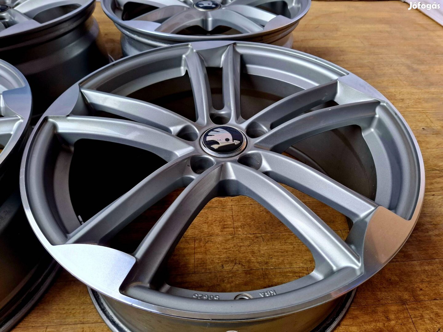 Alufelni Vw Golf R Cupra Leon Skoda Octavia Rs stb 5x112 8.5x19 et45