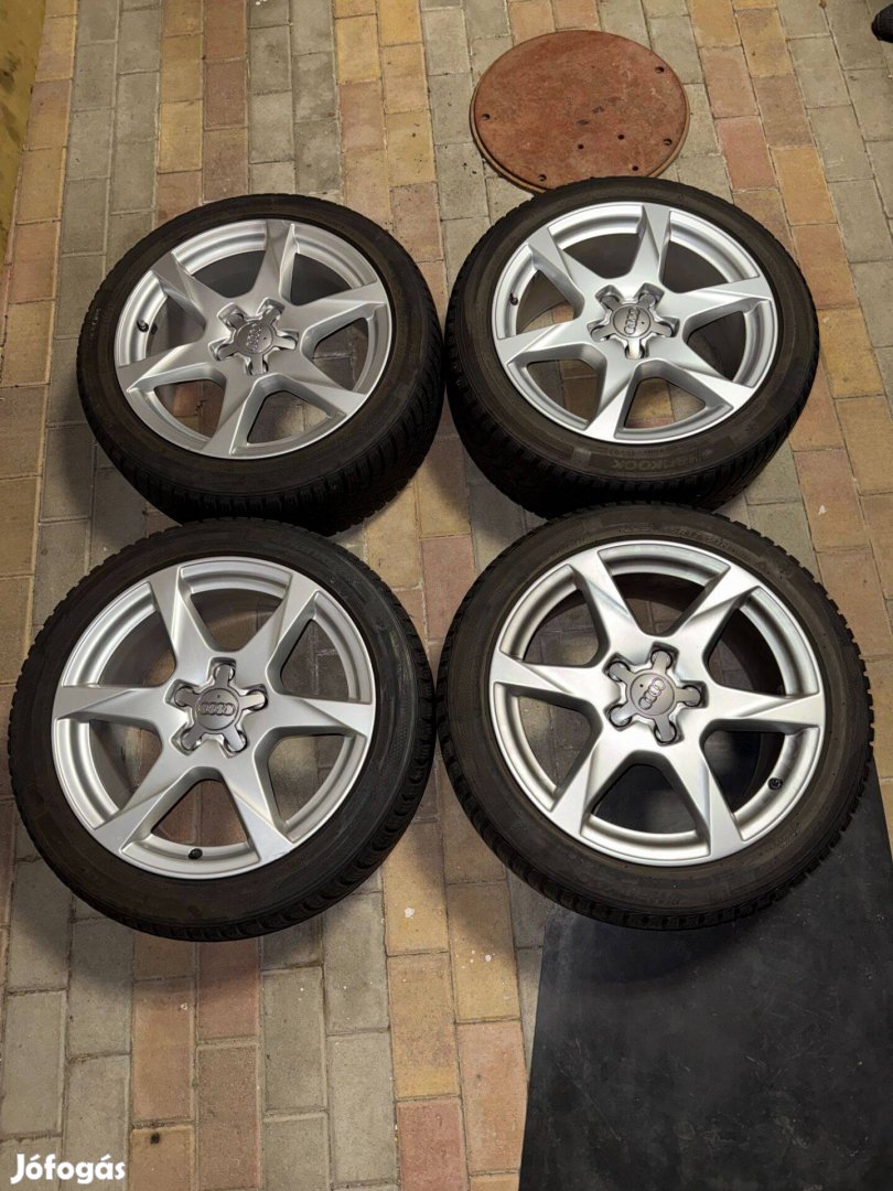 Alufelni gyári audi téligumival