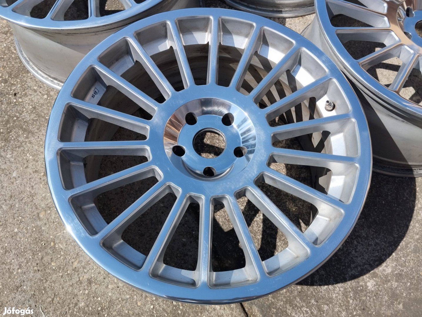 Alufelni polírozás síklap polír