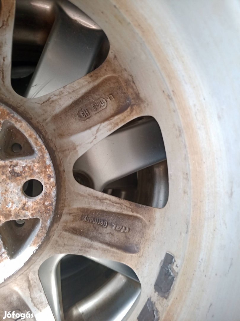 Alufelni szett Rial 5x114,3 15x6J Et49.