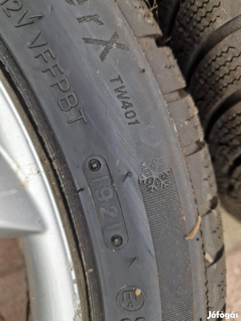 Alufelni téli gumival eladó
