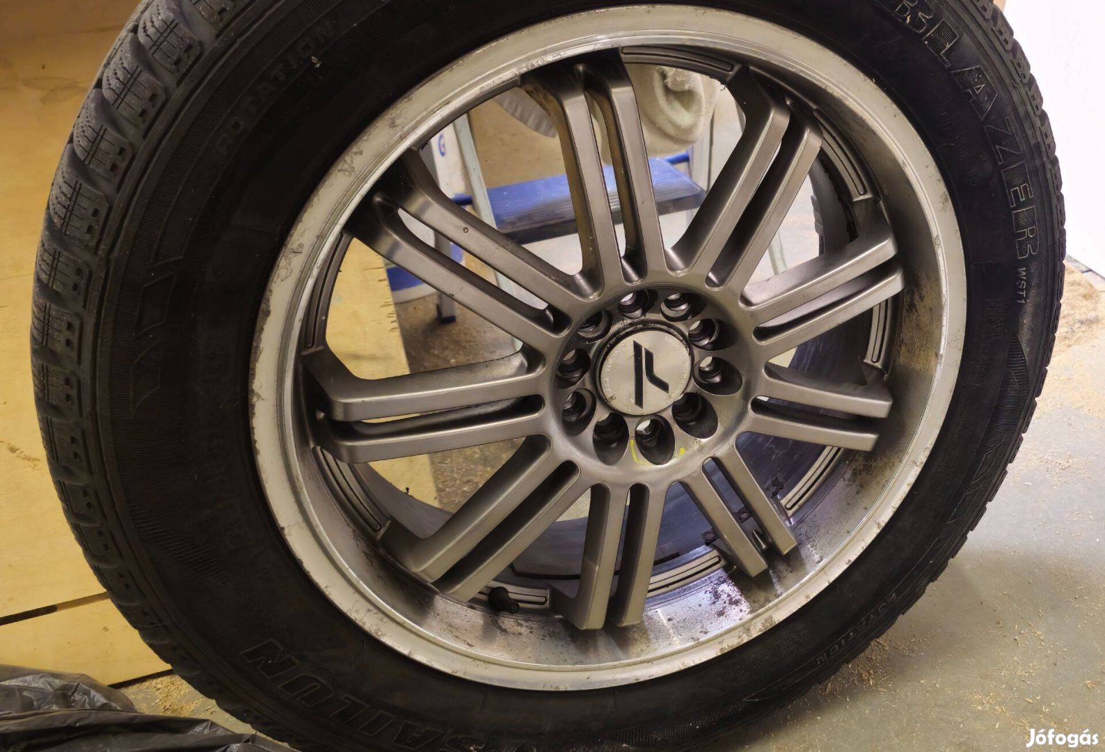 Alufelni téligumival és kerékőrrel