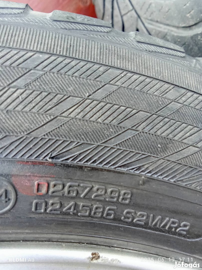 Alufelnis gumiabroncsok Teliek eladók db ja 15500ft kő