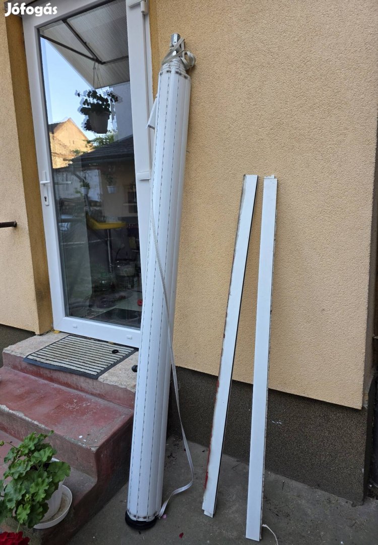 Alumínium, fehér színű redőny 190 cm széles, 150 cm magas eladó!