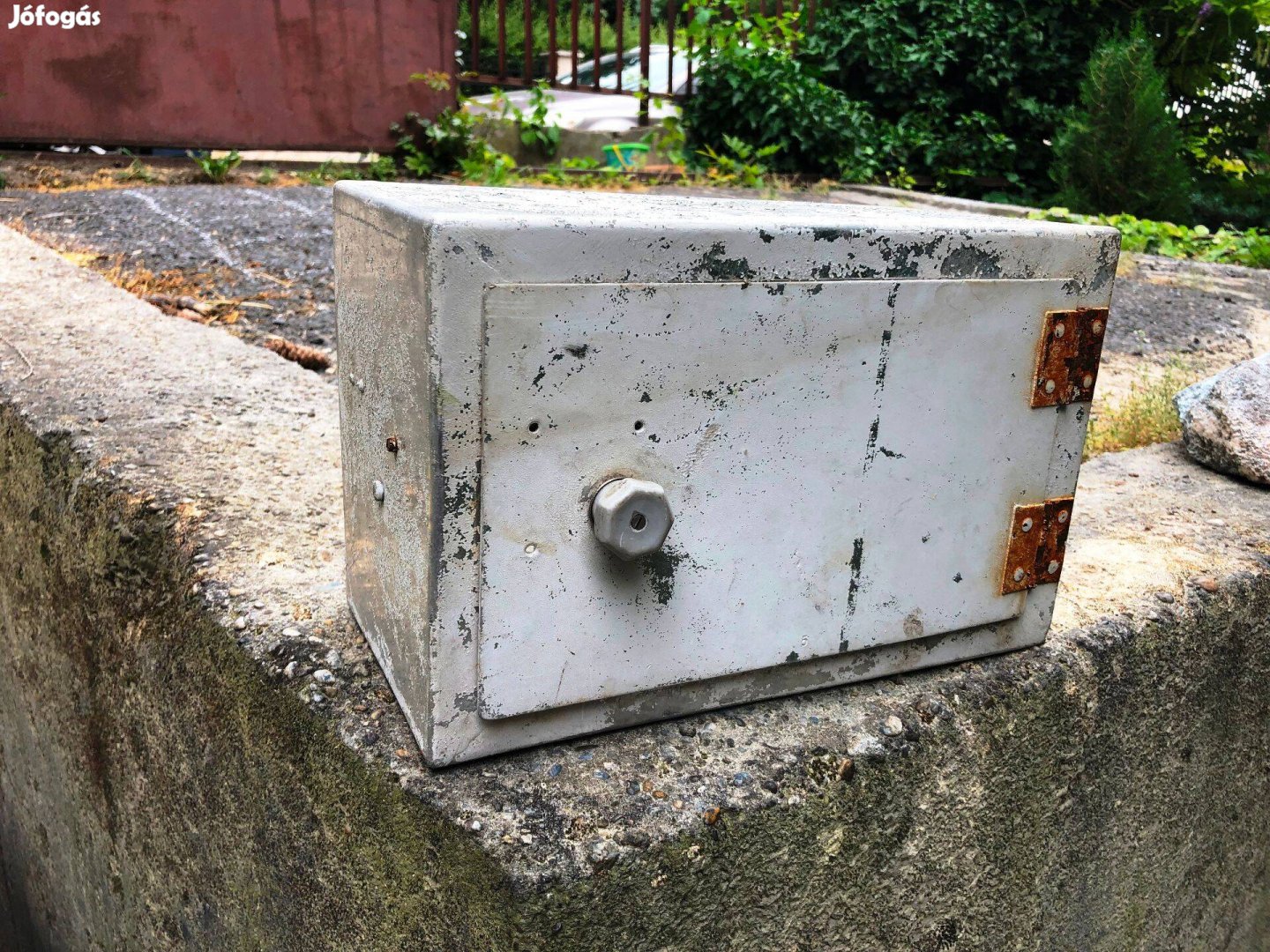Aluminium elektromos biztosíték doboz bontásból 20x30x15 cm