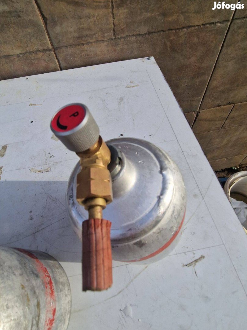 Alumínium gázpalack 0,5 kg 5 db, lehetőleg egybe, párba egy szelepes