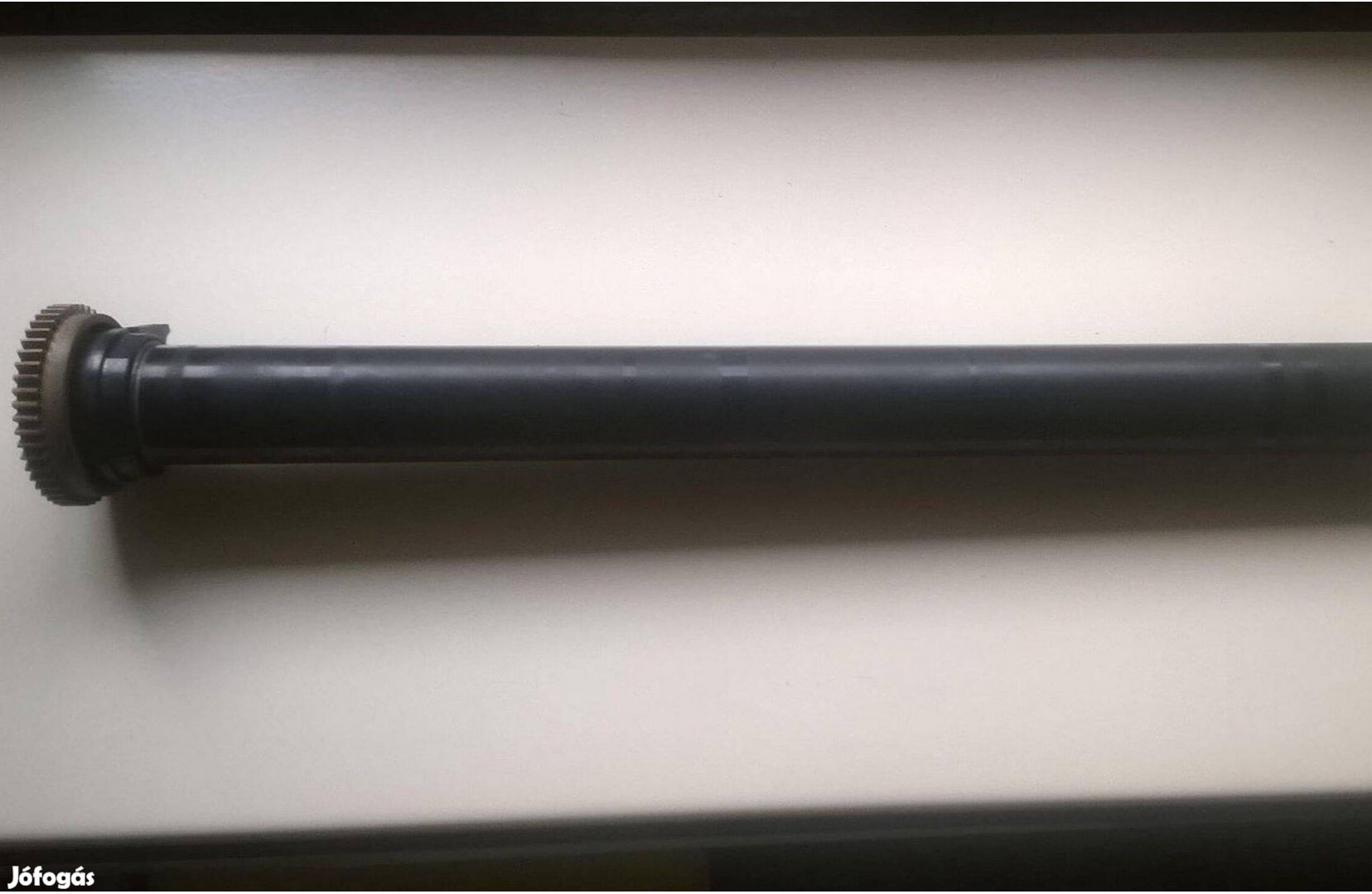 Alumínium henger, 370 x 30 x1,5 mm , fogaskerékkel , használt