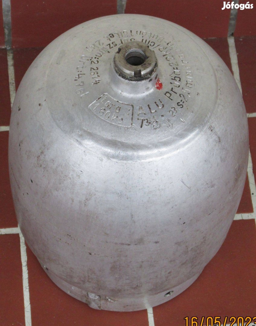Aluminium propán bután gázpalack töltve.2kg. ürt 4,7l,