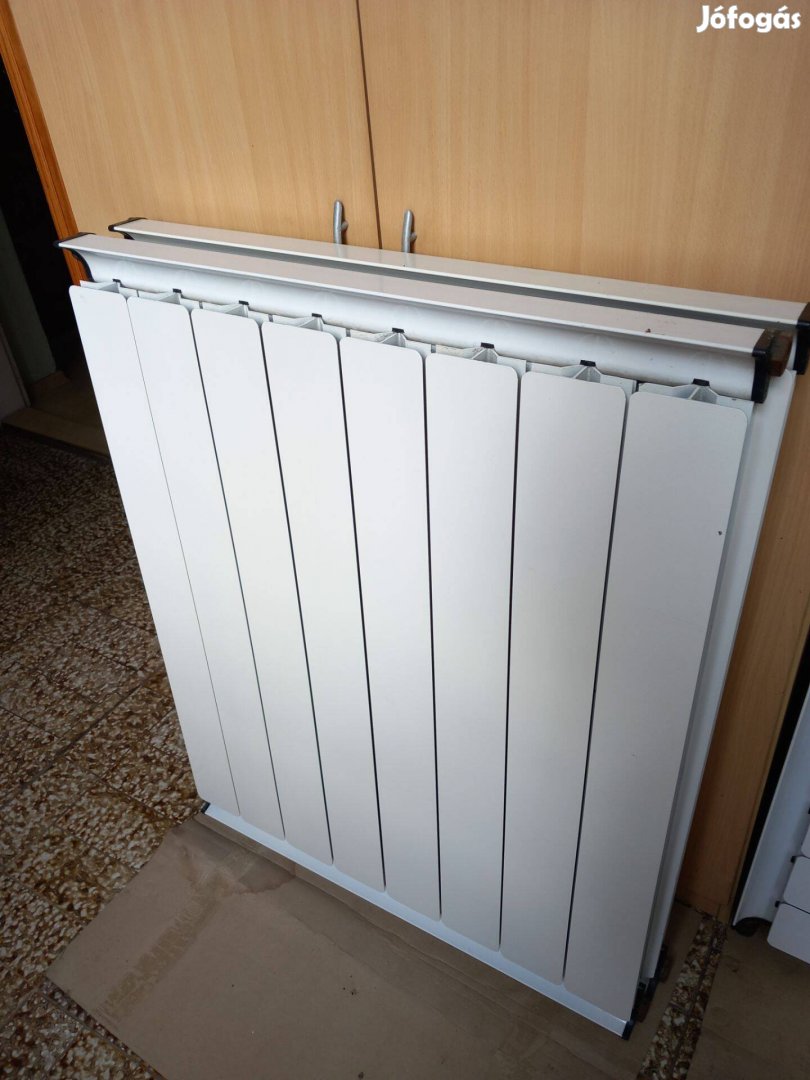 Aluminium radiátor Romantik 8 tagos 90-es bekötés