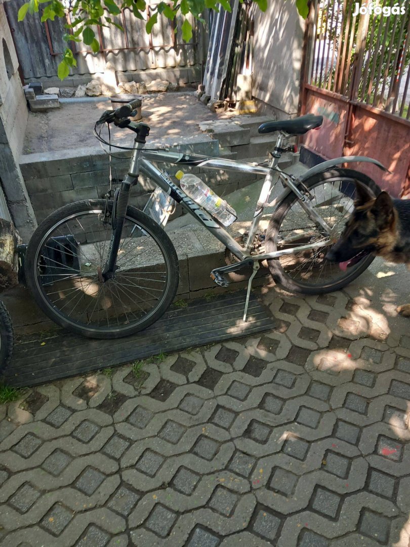 Aluminium vázas kerékpár