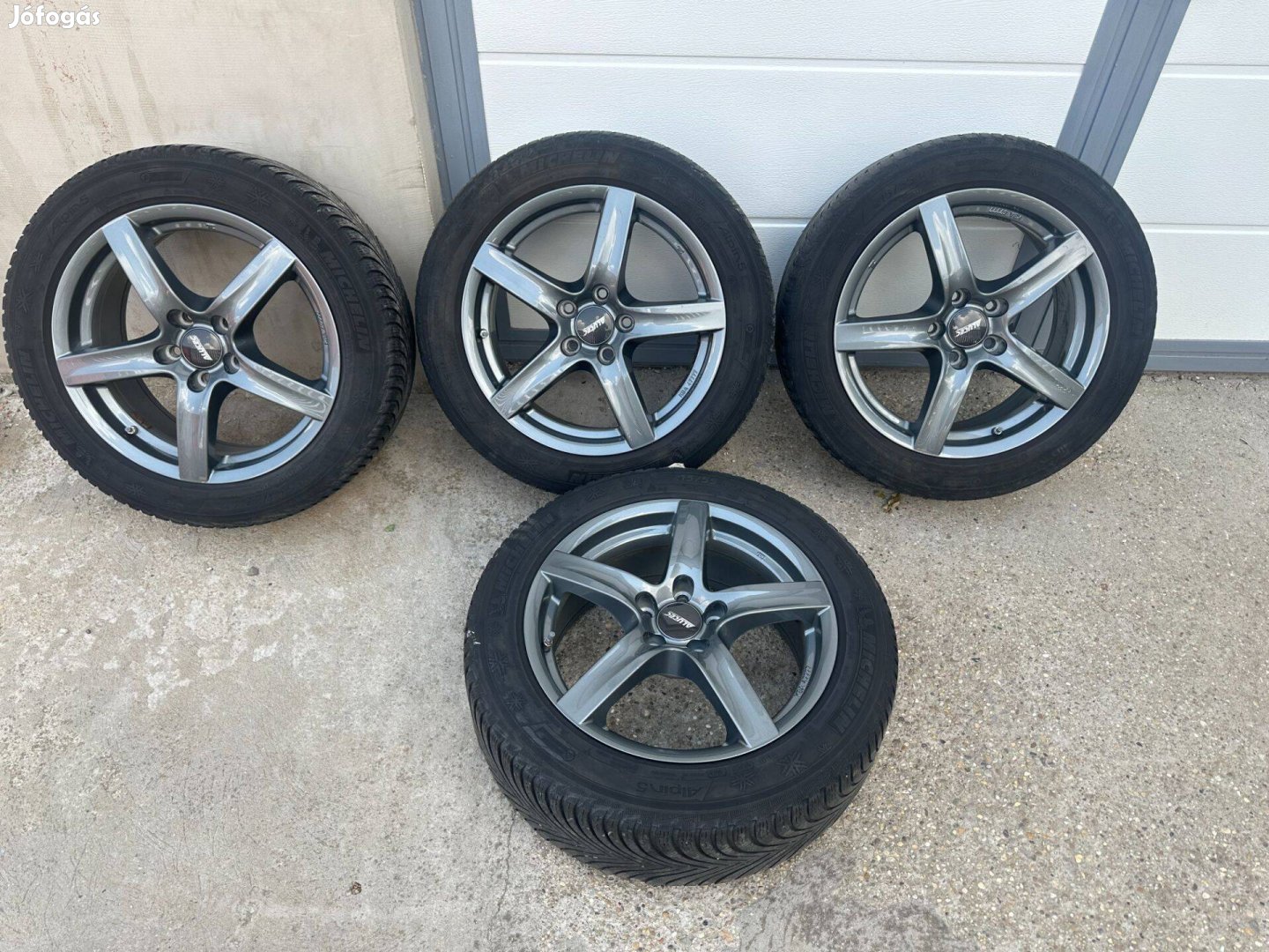 Alutec 17-es 5x114,3-as alufelni szett eladó