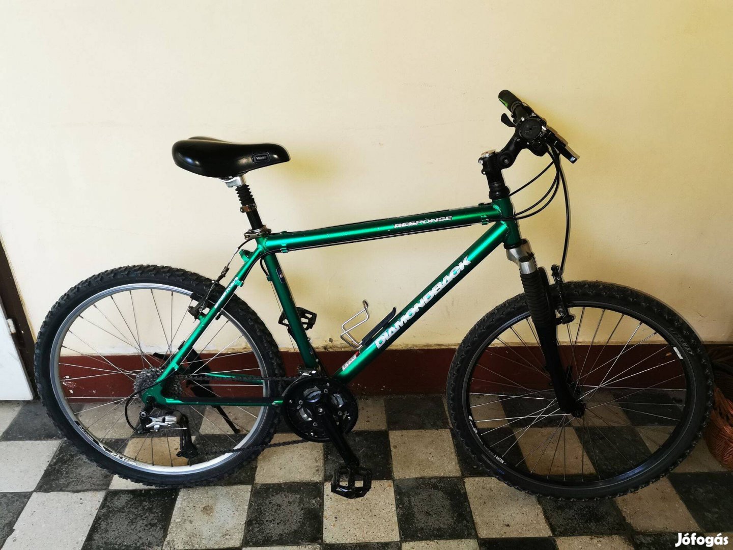 Aluvázas Diamondback mountain bike 3x9