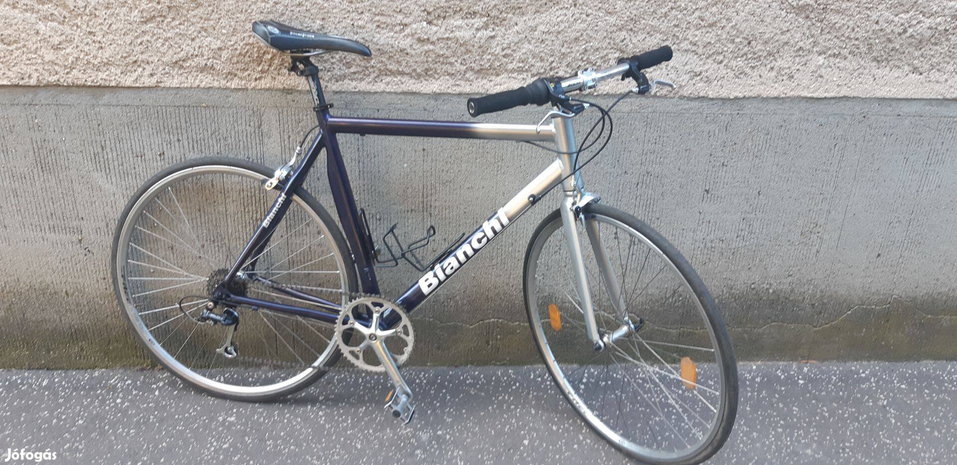 Aluvázas OUI ftness kerékpár 28"(622)