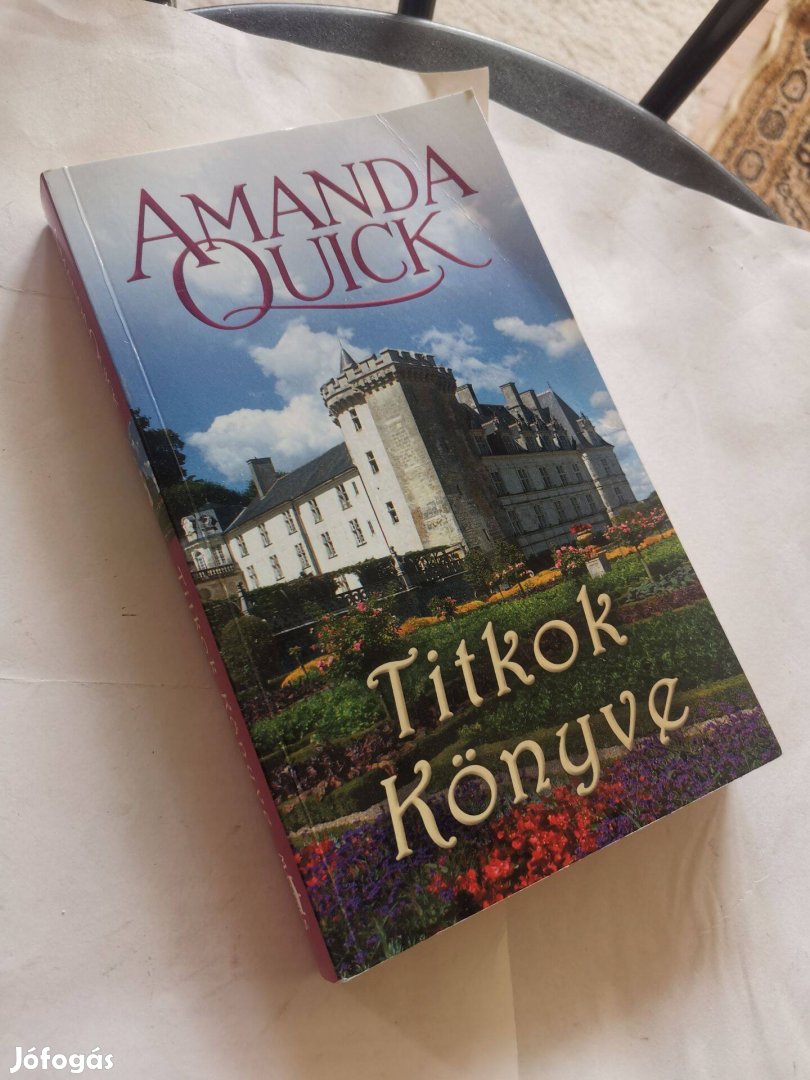 Amanda Quick - Titkok könyve - romantikus krimi
