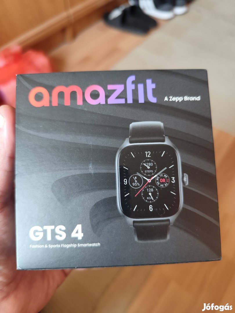 Amazfit GTS 4 okosóra karcos állapot, dobozában