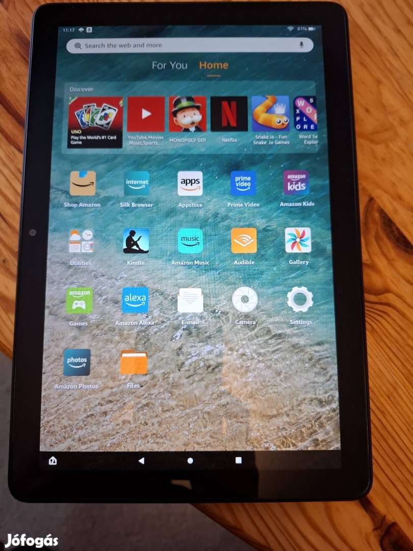 Amazon Fire 10 HD 11th gen tablet + tok