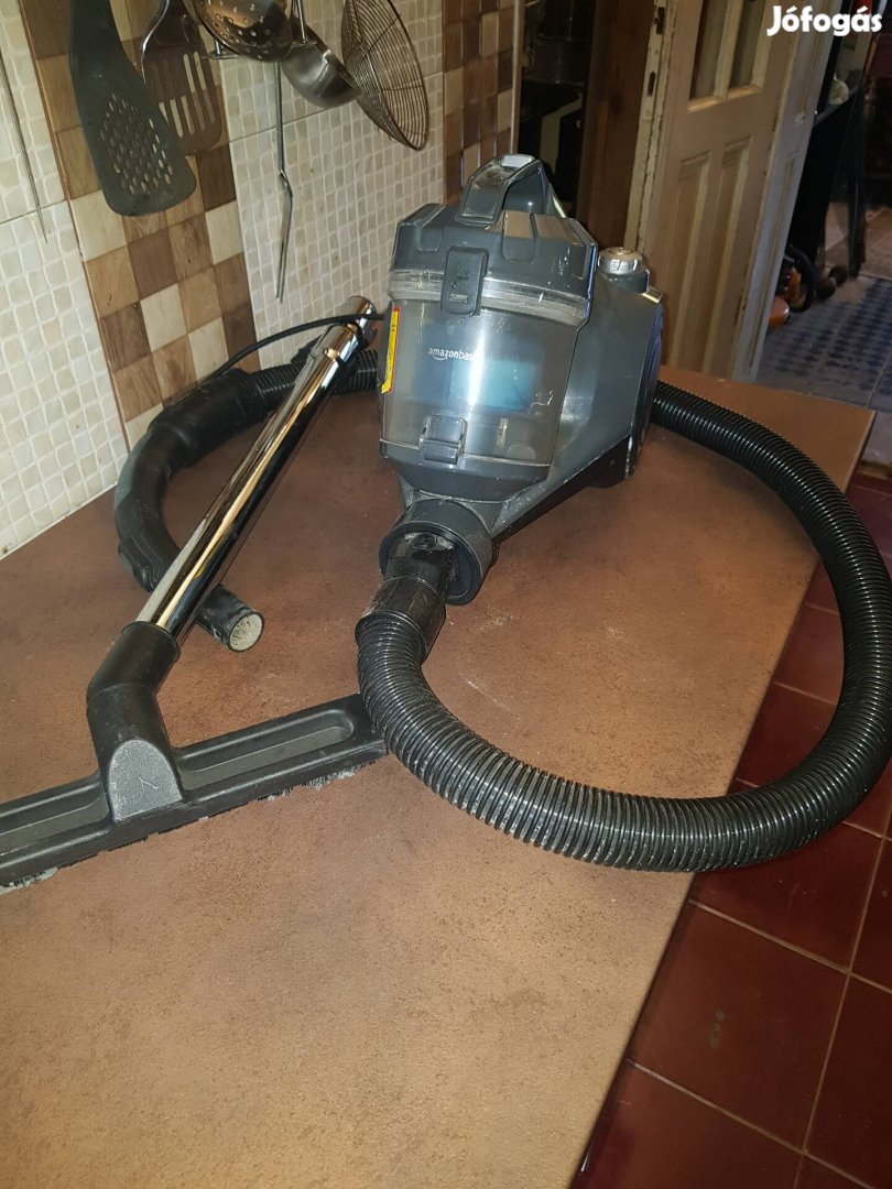 Amazonbasics hepa vacuum porszívó 700 watt remek szívóerővel 