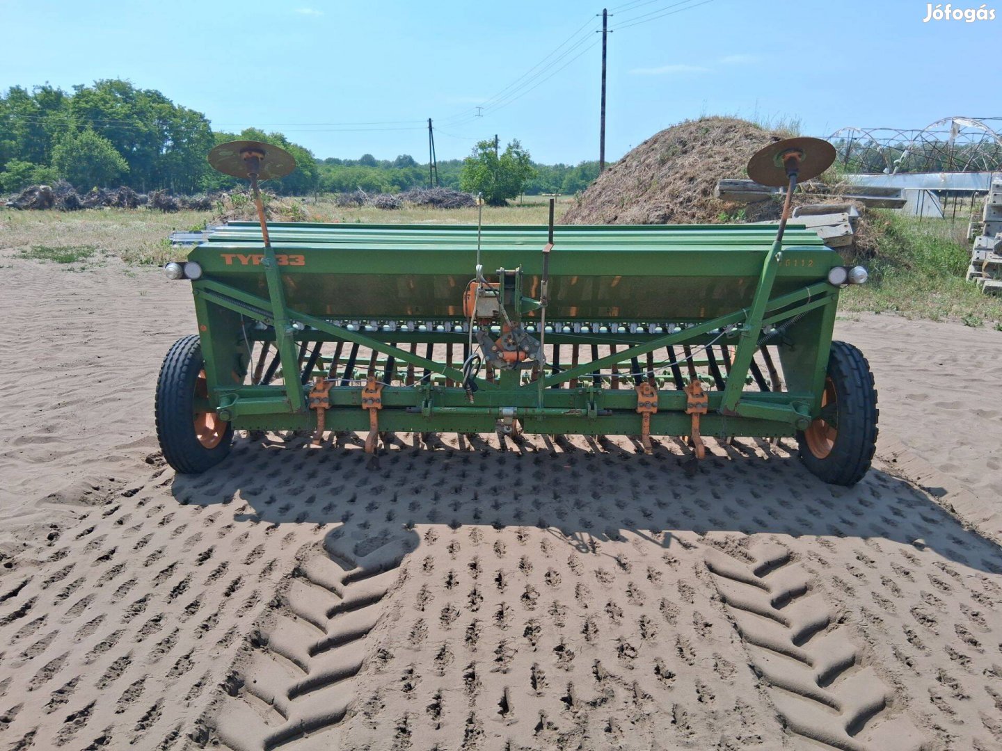Amazone D7 specal S" 330 cm széles 27 soros aprómagos vetőgép