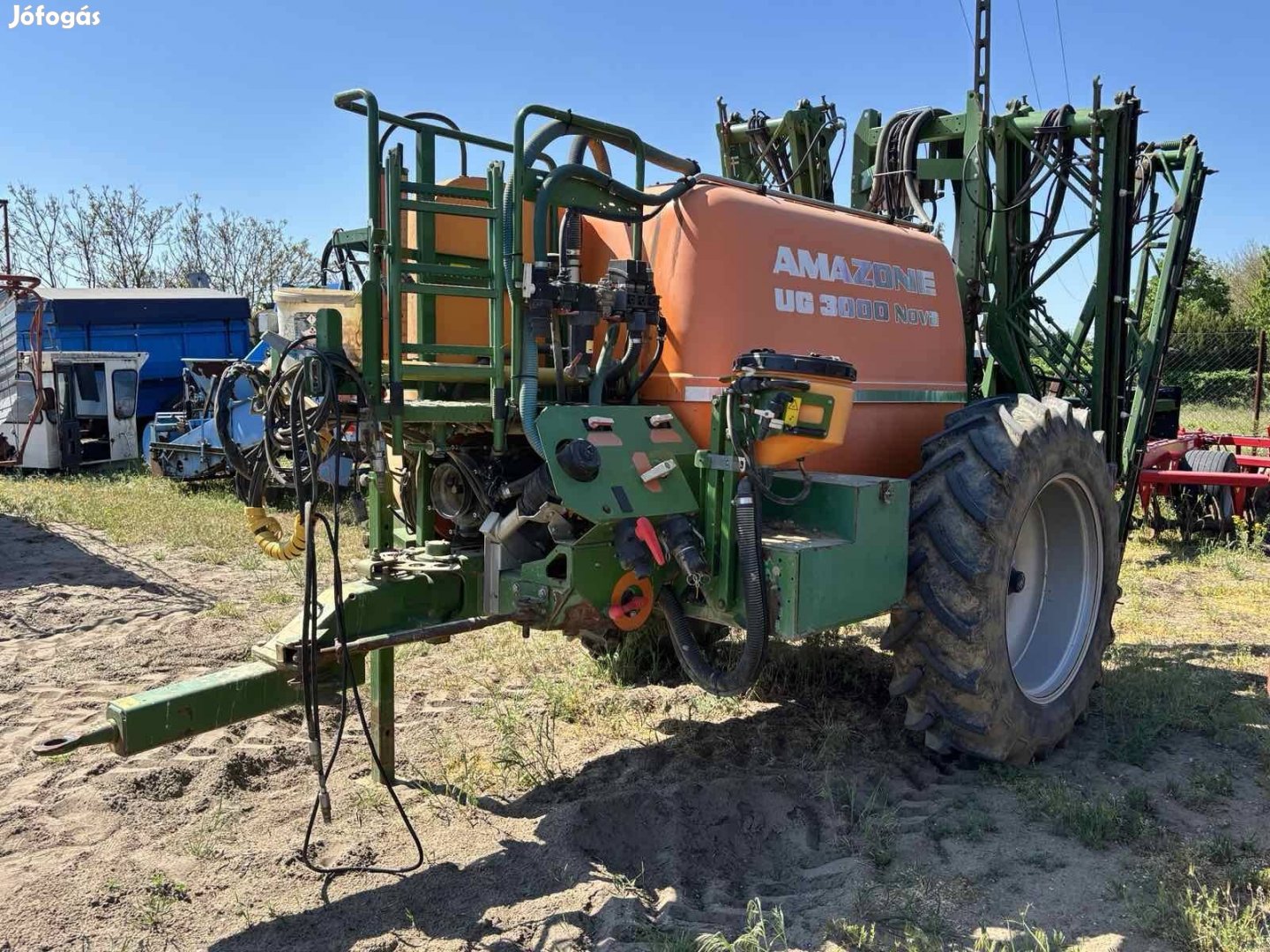 Amazone Ug 3000/24 vontatott permetező