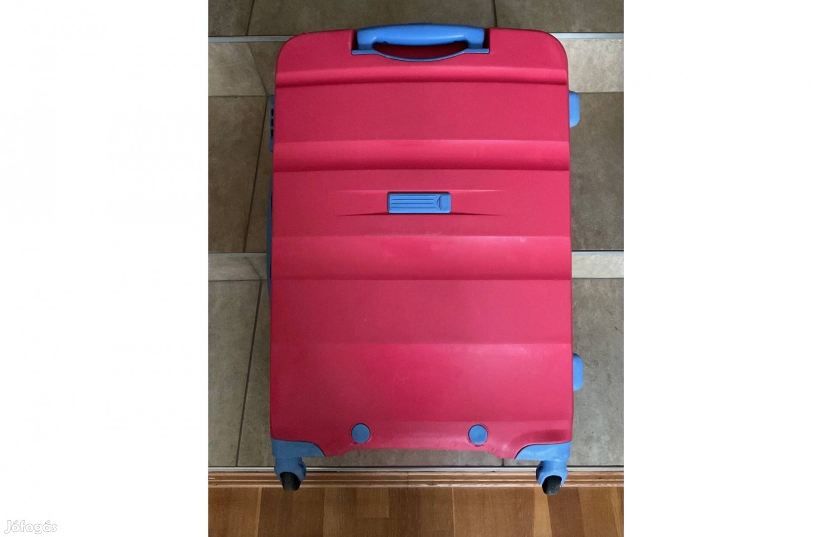 American Tourister közepes bőrönd eladó