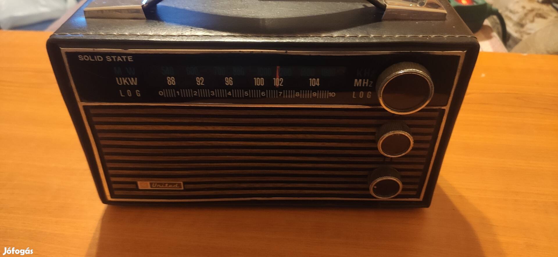 Amerikai Retro kb.50 éves hibátlan rádió.