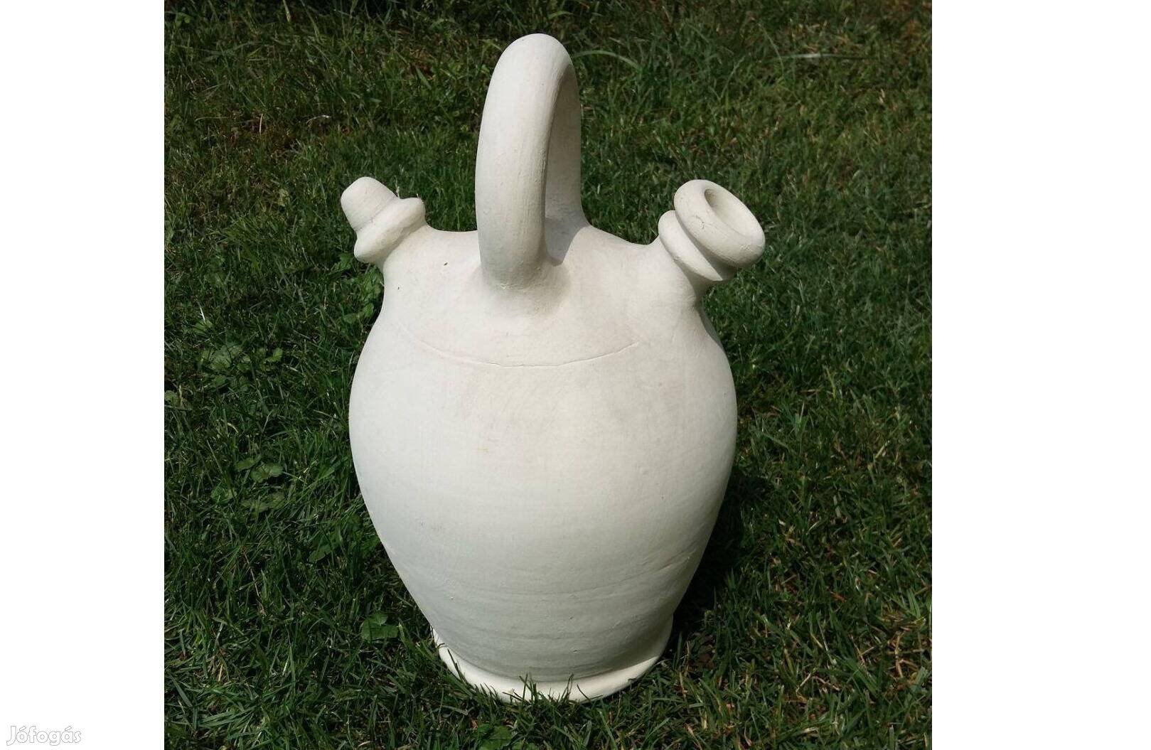 Amfora fehér kerámia korsó víztartó váza Görög manufaktúrából