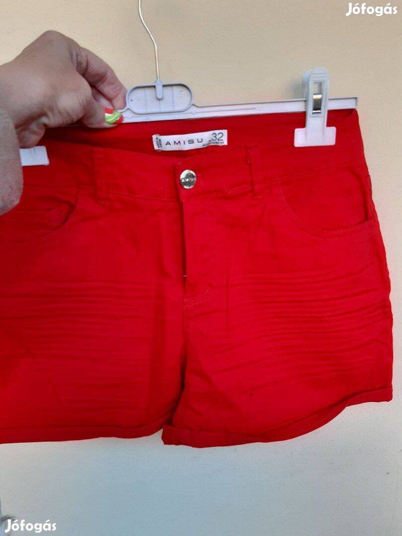 Amisu 152/158-as piros női rövid nadrág