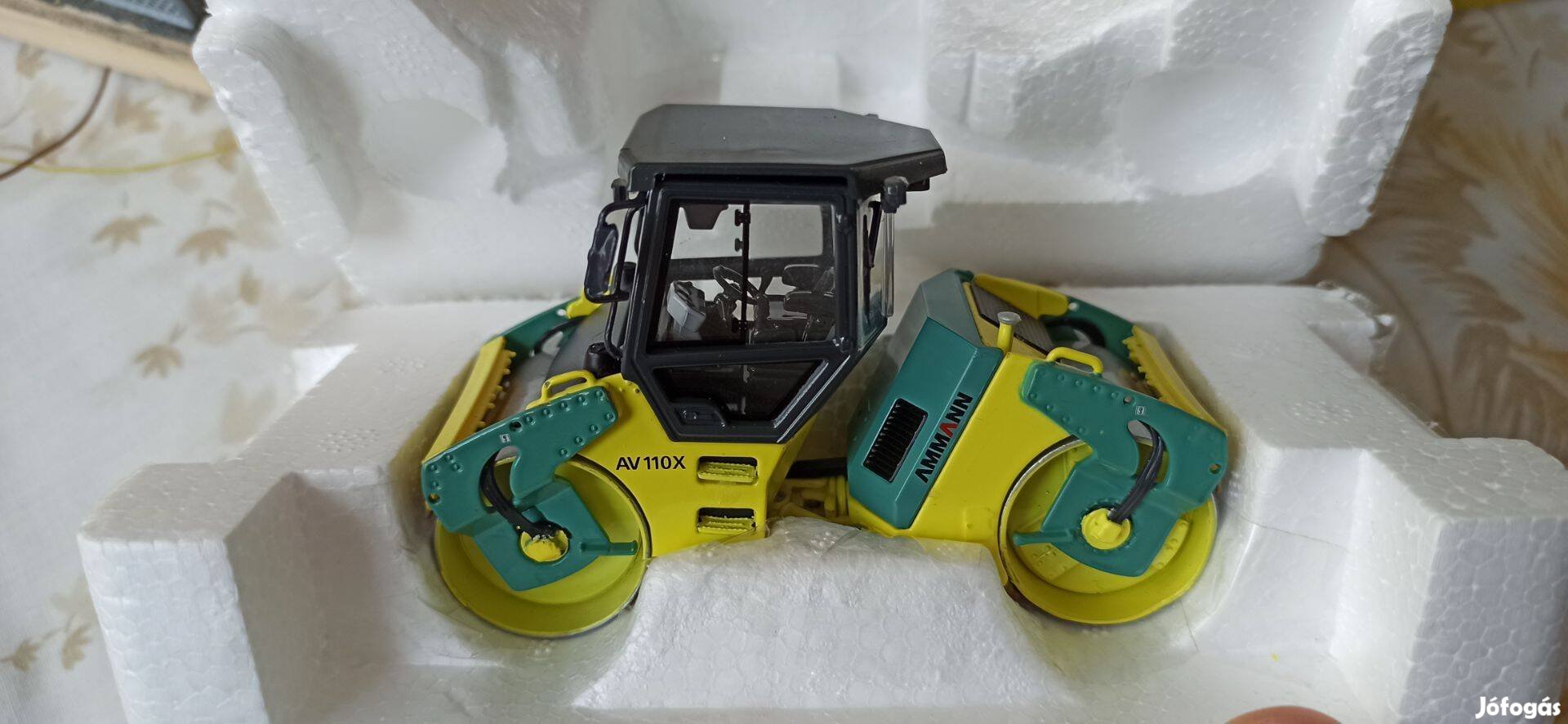 Ammann úthenger Die cast 1:50 gyűjtői fém modell. Új!