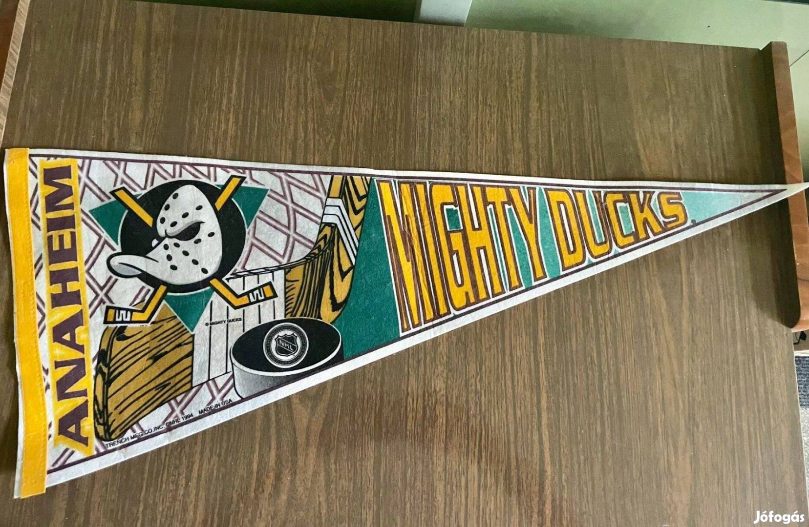Anaheim Mighty Ducks (eredeti)NHL USA 1994 Vintage filc hokis zászló