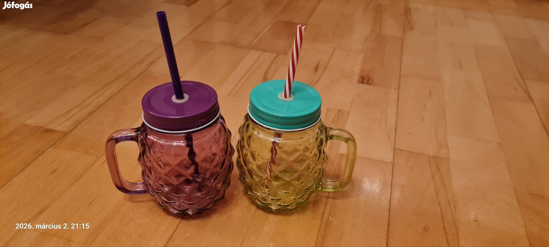 Ananász alakú szívószálas bögre, korsó