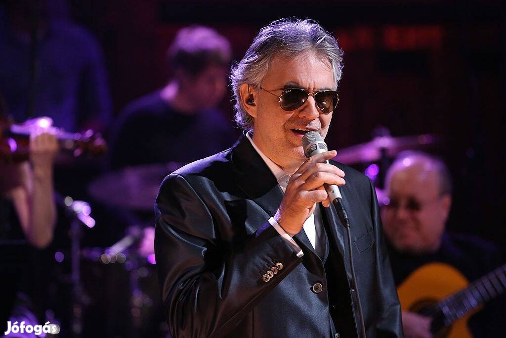 Andrea Bocelli Budapest jegyek szombat teltház