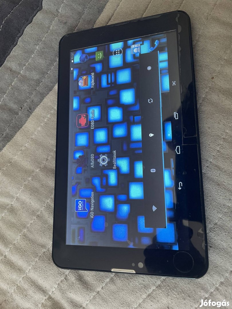 Android 4.4.2 tablet dual sim fuggetlen