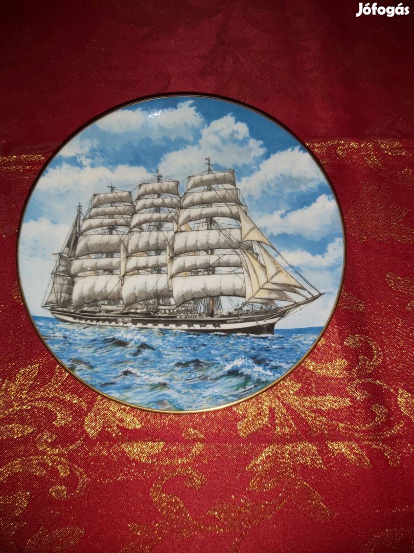 Angol gyönyörű porcelán dísztányér hajóval Vitrin állapotban