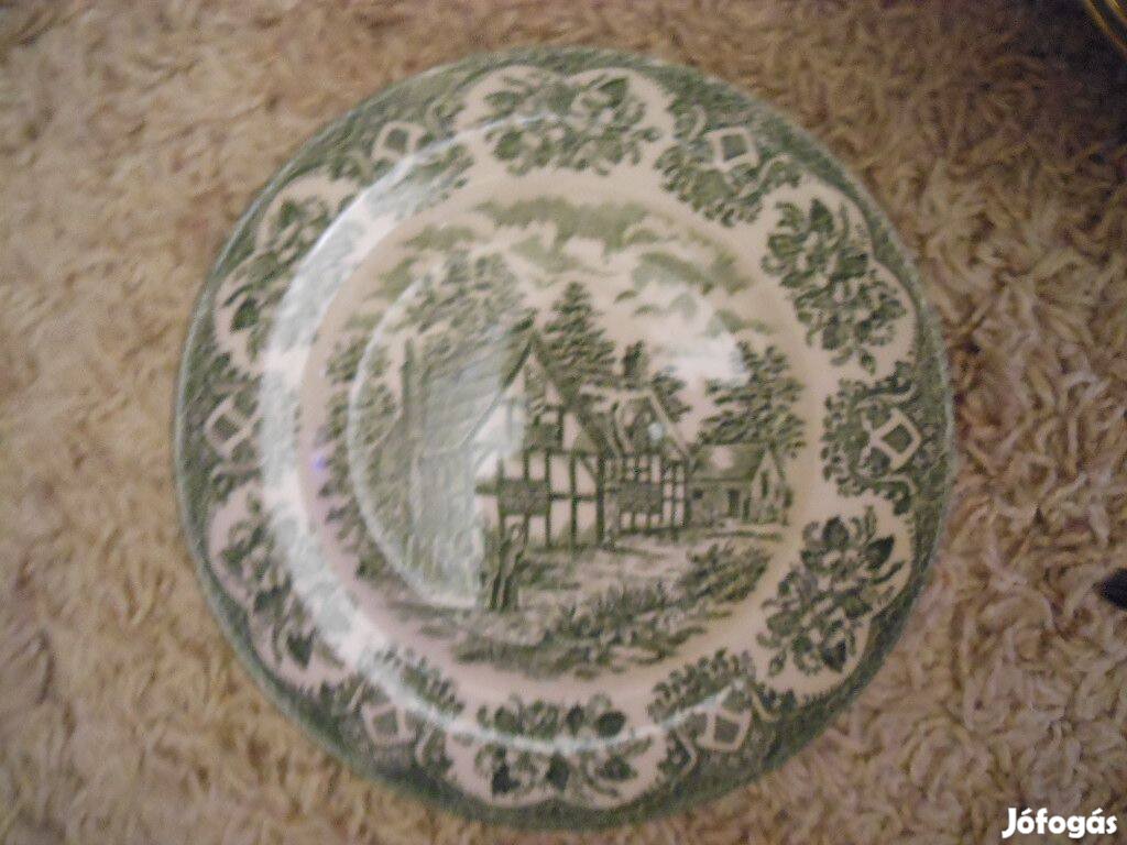 Angol zöld jelenetes kerámia hibátlan tányér akár pótlásra