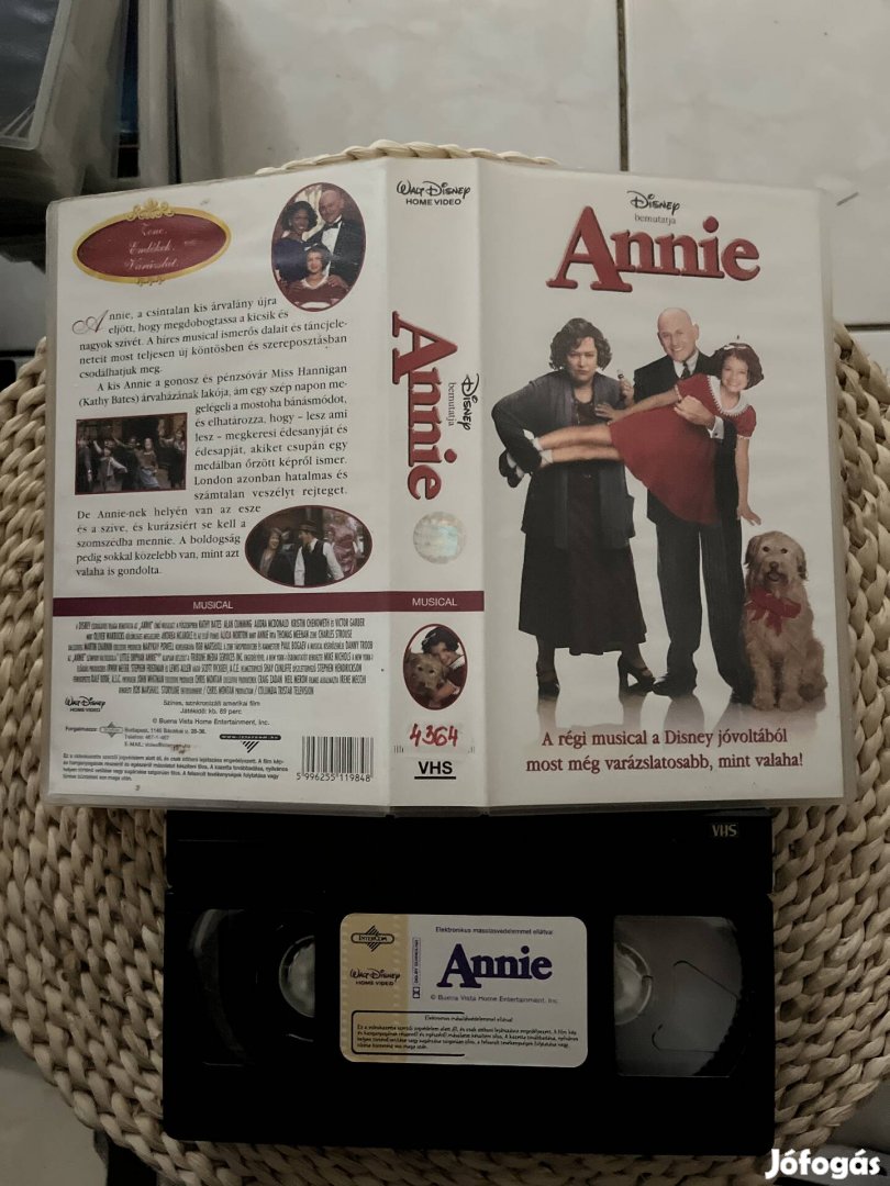 Annie vhs.   